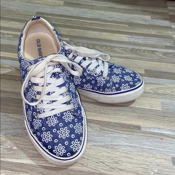 flower girl sneakers
